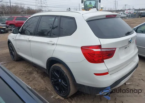 2015 BMW X3 xDrive28I z USA, uszkodzony, nr VIN 5UXWX9C54F0D45429